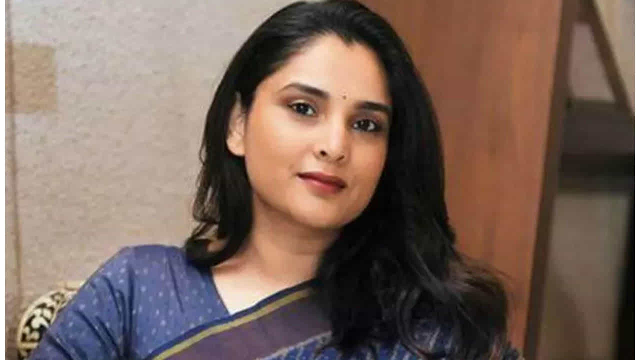 Actress Ramya: ಮತ್ತೆ ಸಿನಿಮಾ ಕೆಲಸಗಳತ್ತ ಮುಖ ಮಾಡಿದ ನಟಿ ರಮ್ಯಾ; ಆದರೆ.. Actress Ramya: ಮತ್ತೆ ಸಿನಿಮಾ ಕೆಲಸಗಳತ್ತ ಮುಖ ಮಾಡಿದ ನಟಿ ರಮ್ಯಾ; ಆದರೆ..
