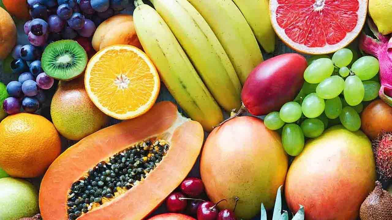 Fruits: ವಿವಿಧ ಬಗೆಯ ಹಣ್ಣುಗಳ ಸೇವನೆ ಆರೋಗ್ಯಕ್ಕೆ ಎಷ್ಟೆಲ್ಲಾ ಪ್ರಯೋಜನಕಾರಿ ಗೊತ್ತಾ?