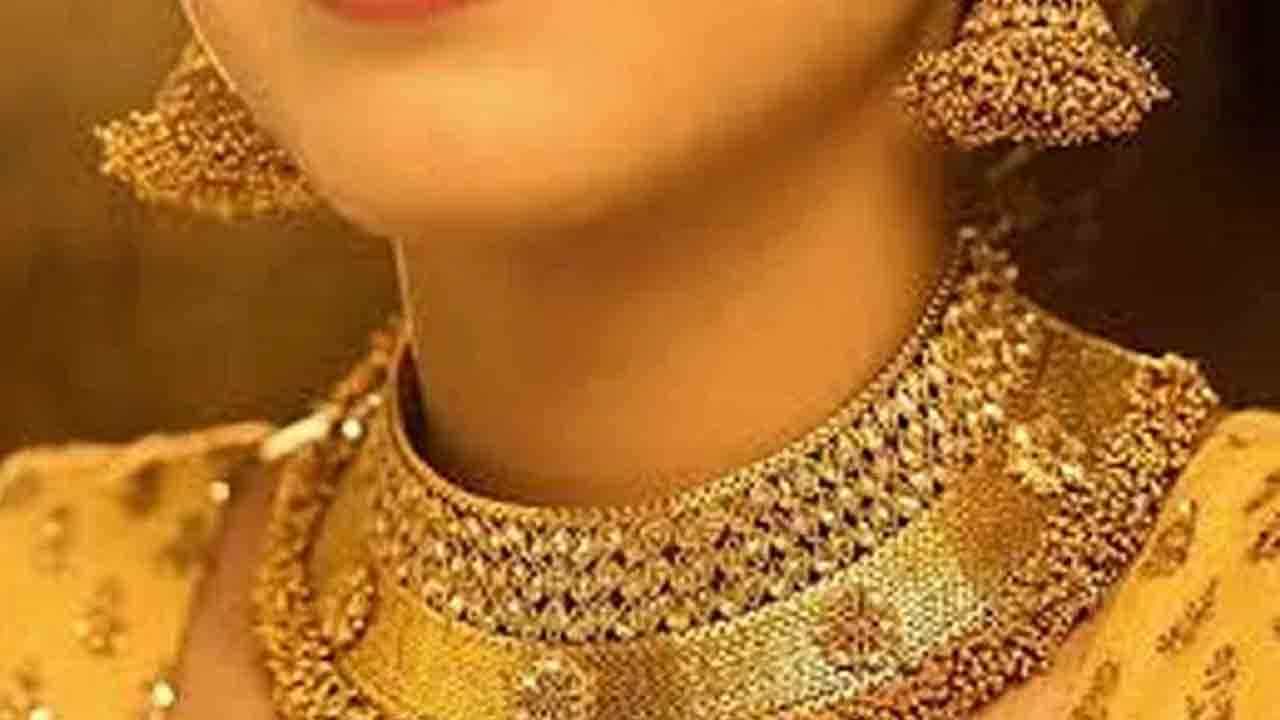Gold Price Today: ಚಿನ್ನ, ಬೆಳ್ಳಿ ದರದಲ್ಲಿ ಮತ್ತಷ್ಟು ಇಳಿಕೆ; ಗ್ರಾಹಕರಿಗೆ ಸಂತೋಷ ನೀಡುವ ವಿಚಾರ