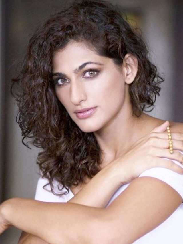 Kubra Sait Web1