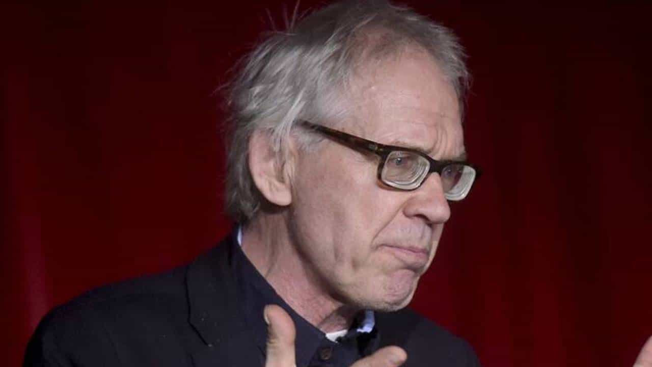 Lars Vilks: ಪ್ರವಾದಿ ಮೊಹಮ್ಮದರ ವ್ಯಂಗ್ಯಚಿತ್ರ ರಚಿಸಿದ್ದ ಕಾರ್ಟೂನಿಸ್ಟ್ ಕಾರು ಅಪಘಾತದಲ್ಲಿ ಸಾವು; ಇಬ್ಬರು ಪೊಲೀಸ್ ಸಿಬ್ಬಂದಿಯ ದುರ್ಮರಣ Lars Vilks: ಪ್ರವಾದಿ ಮೊಹಮ್ಮದರ ವ್ಯಂಗ್ಯಚಿತ್ರ ರಚಿಸಿದ್ದ ಕಾರ್ಟೂನಿಸ್ಟ್ ಕಾರು ಅಪಘಾತದಲ್ಲಿ ಸಾವು; ಇಬ್ಬರು ಪೊಲೀಸ್ ಸಿಬ್ಬಂದಿಯ ದುರ್ಮರಣ