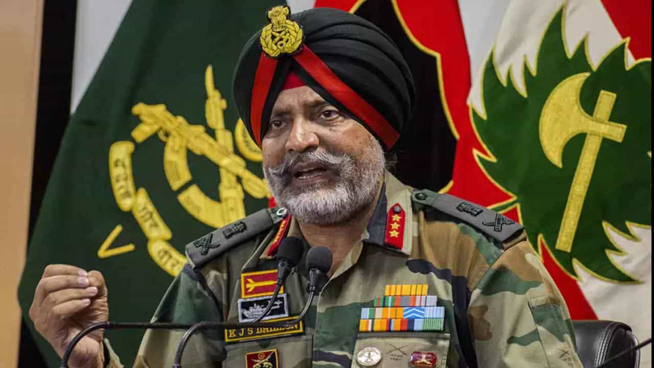 ಈಗ ಸುಮ್ಮನಿದ್ದರೆ ಮುಂದೆಂದೂ ಮಾತಾಡಬೇಡಿ: ಕಾಶ್ಮೀರ ಹಿಂಸಾಚಾರದ ಬಗ್ಗೆ ಸೆಲೆಕ್ಟಿವ್ ಮೌನವನ್ನು ಕಟುದನಿಯಲ್ಲಿ ಪ್ರಶ್ನಿಸಿದ ಸೇನಾಧಿಕಾರಿ ಈಗ ಸುಮ್ಮನಿದ್ದರೆ ಮುಂದೆಂದೂ ಮಾತಾಡಬೇಡಿ: ಕಾಶ್ಮೀರ ಹಿಂಸಾಚಾರದ ಬಗ್ಗೆ ಸೆಲೆಕ್ಟಿವ್ ಮೌನವನ್ನು ಕಟುದನಿಯಲ್ಲಿ ಪ್ರಶ್ನಿಸಿದ ಸೇನಾಧಿಕಾರಿ
