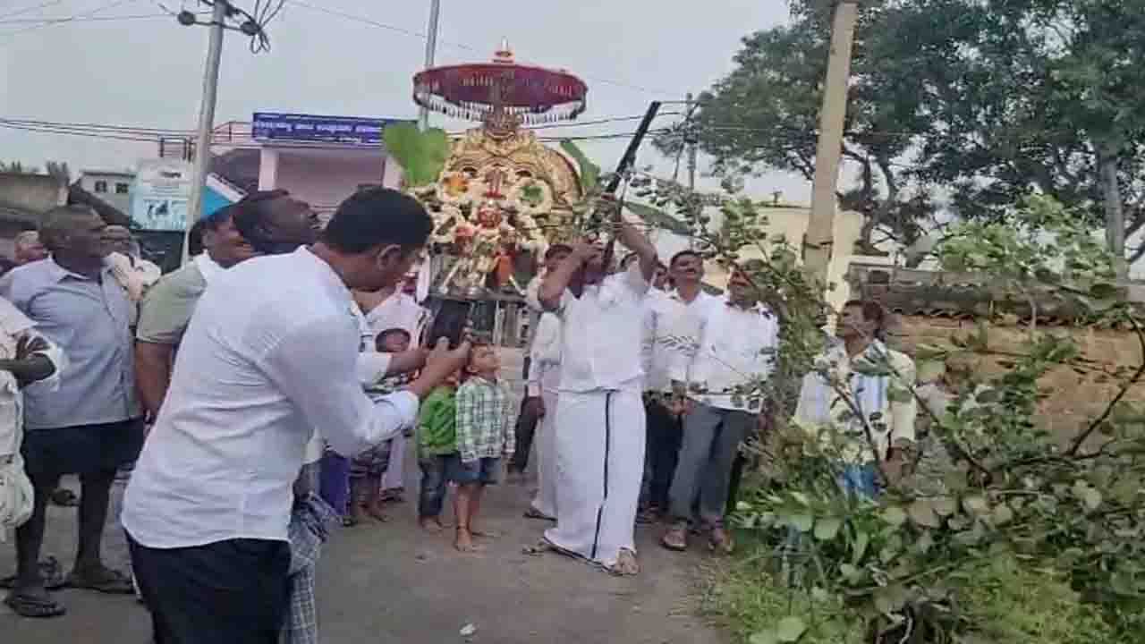 ಆಯುಧ ಪೂಜೆ ವೇಳೆ ಗಾಳಿಯಲ್ಲಿ ಗುಂಡು ಹಾರಿಸಿದ್ದ ಶಾಸಕ ಕೆ.ವೈ.ನಂಜೇಗೌಡ ವಿರುದ್ಧ ಪ್ರಕರಣ ದಾಖಲು