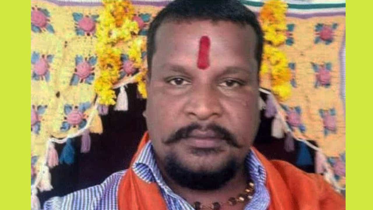 ಅಂಜನಾದ್ರಿ ಪರ್ವತದಲ್ಲಿ ಅನ್ಯ ಧರ್ಮಿಯರ ಅಂಗಡಿಗಳು ಇರಬಾರದು ಎಂದಿದ್ದ ಮಧುಗಿರಿ ಮೋದಿ ವಿರುದ್ಧ ಕೇಸ್ ದಾಖಲು ಅಂಜನಾದ್ರಿ ಪರ್ವತದಲ್ಲಿ ಅನ್ಯ ಧರ್ಮಿಯರ ಅಂಗಡಿಗಳು ಇರಬಾರದು ಎಂದಿದ್ದ ಮಧುಗಿರಿ ಮೋದಿ ವಿರುದ್ಧ ಕೇಸ್ ದಾಖಲು