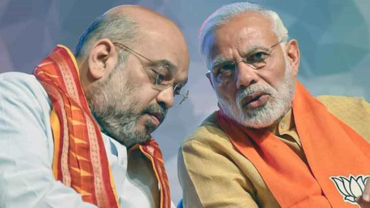 ಪ್ರಧಾನಿ ನರೇಂದ್ರ ಮೋದಿ ಸರ್ವಾಧಿಕಾರಿಯೇ? ವಿರೋಧಿಗಳಿಗೆ ಅಮಿತ್ ಶಾ ಕೊಟ್ಟ ಉತ್ತರ ಹೀಗಿತ್ತು ಪ್ರಧಾನಿ ನರೇಂದ್ರ ಮೋದಿ ಸರ್ವಾಧಿಕಾರಿಯೇ? ವಿರೋಧಿಗಳಿಗೆ ಅಮಿತ್ ಶಾ ಕೊಟ್ಟ ಉತ್ತರ ಹೀಗಿತ್ತು