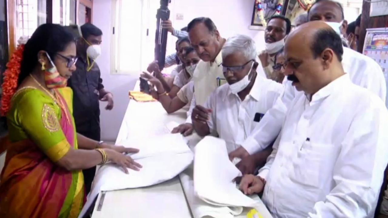 CM Bommai Purchasing cloths