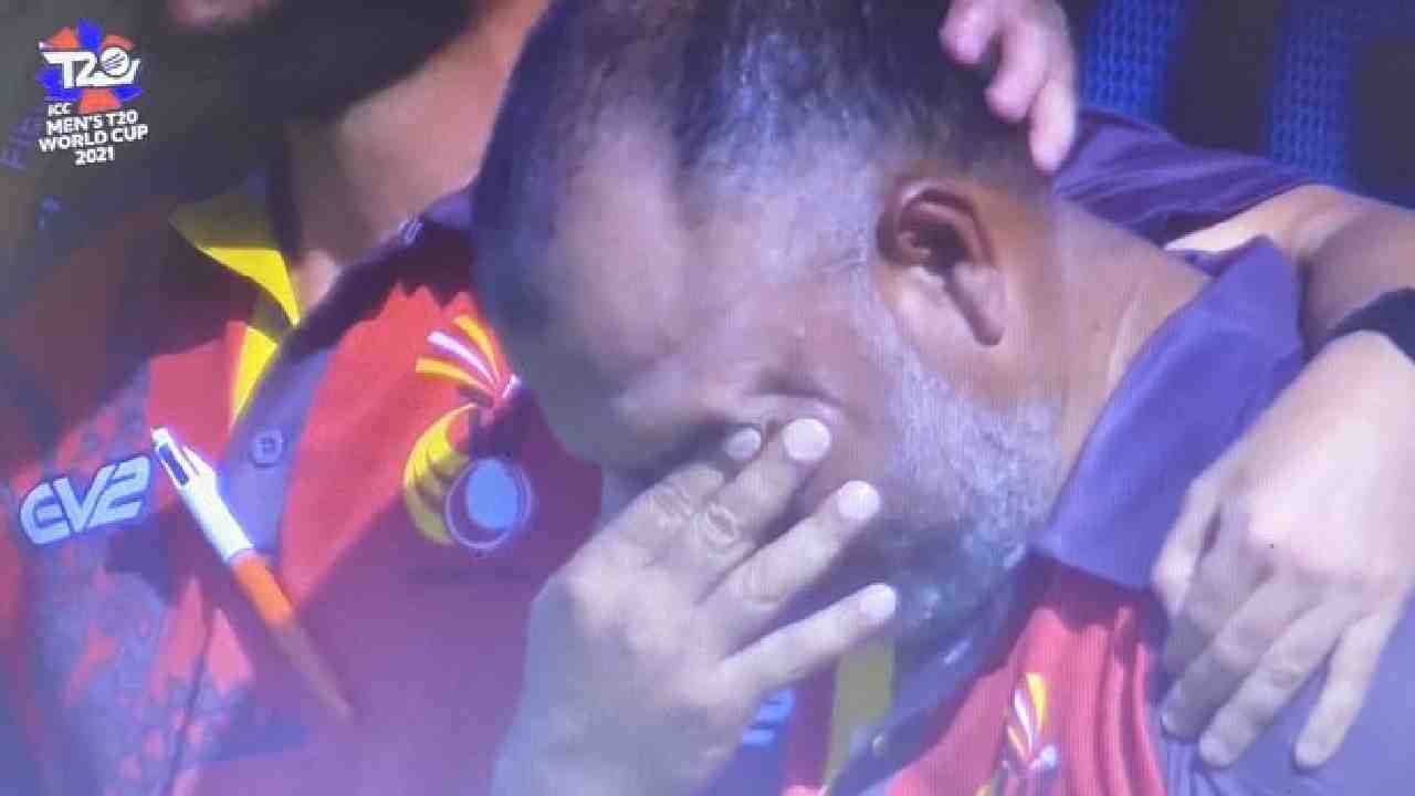 T20 world cup 2021 PNG support staff in tears during their national anthem