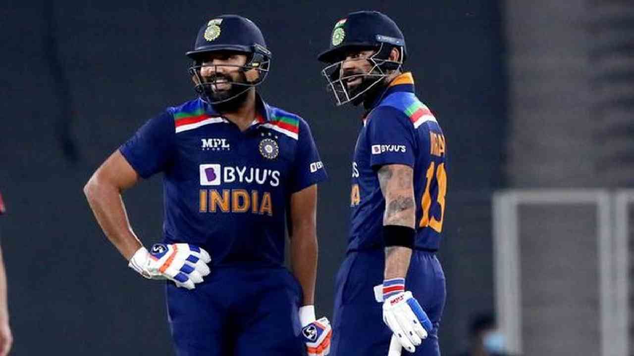 T20 World Cup 2021: ಟೀಮ್ ಇಂಡಿಯಾ ಆರಂಭಿಕರು ಯಾರೆಂಬುದನ್ನು ಬಹಿರಂಗಪಡಿಸಿದ ಕೊಹ್ಲಿ T20 World Cup 2021: ಟೀಮ್ ಇಂಡಿಯಾ ಆರಂಭಿಕರು ಯಾರೆಂಬುದನ್ನು ಬಹಿರಂಗಪಡಿಸಿದ ಕೊಹ್ಲಿ