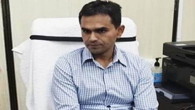 'ನನ್ನ ಹೆಸರು ದಾವೂದ್ ವಾಂಖೆಡೆಯಲ್ಲ'; ನವಾಬ್ ಮಲಿಕ್ ಆರೋಪಕ್ಕೆ ಸಮೀರ್ ವಾಂಖೆಡೆ ತಂದೆ ಸ್ಪಷ್ಟನೆ 'ನನ್ನ ಹೆಸರು ದಾವೂದ್ ವಾಂಖೆಡೆಯಲ್ಲ'; ನವಾಬ್ ಮಲಿಕ್ ಆರೋಪಕ್ಕೆ ಸಮೀರ್ ವಾಂಖೆಡೆ ತಂದೆ ಸ್ಪಷ್ಟನೆ