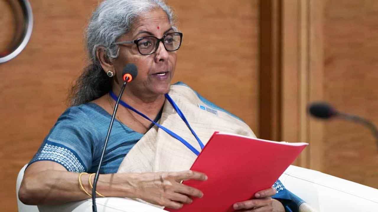 ಭಾರತದಲ್ಲಿ ಹೂಡಿಕೆದಾರರಿಗೆ ಅವಕಾಶಗಳ ಮಹಾಪೂರ: ನಿರ್ಮಲಾ ಸೀತಾರಾಮನ್ ಭಾರತದಲ್ಲಿ ಹೂಡಿಕೆದಾರರಿಗೆ ಅವಕಾಶಗಳ ಮಹಾಪೂರ: ನಿರ್ಮಲಾ ಸೀತಾರಾಮನ್