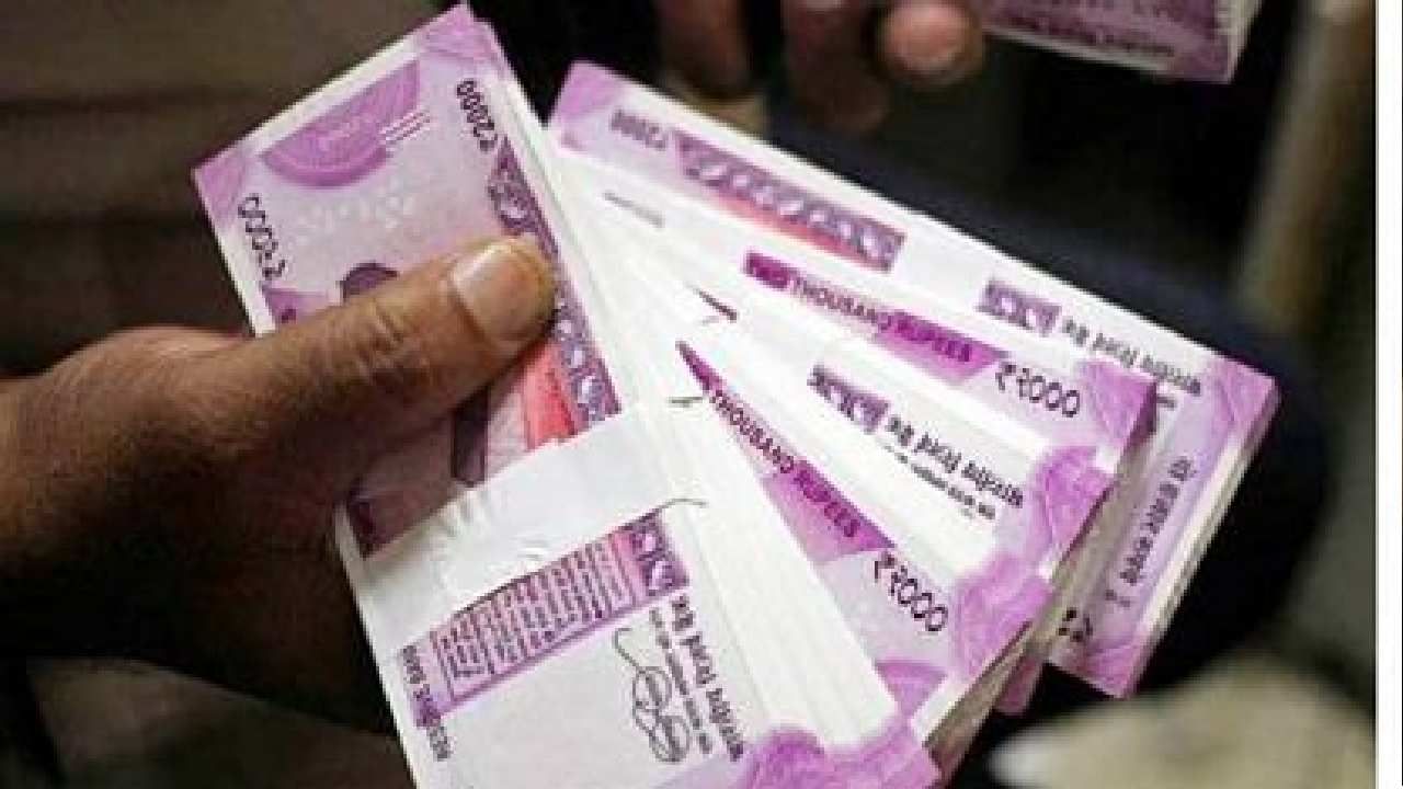 Paytm Payments Bank: ಪೇಟಿಎಂ ಪೇಮೆಂಟ್ಸ್ ಬ್ಯಾಂಕ್ಗೆ 1 ಕೋಟಿ ರೂ. ದಂಡ ವಿಧಿಸಿದ ಆರ್ಬಿಐ Paytm Payments Bank: ಪೇಟಿಎಂ ಪೇಮೆಂಟ್ಸ್ ಬ್ಯಾಂಕ್ಗೆ 1 ಕೋಟಿ ರೂ. ದಂಡ ವಿಧಿಸಿದ ಆರ್ಬಿಐ