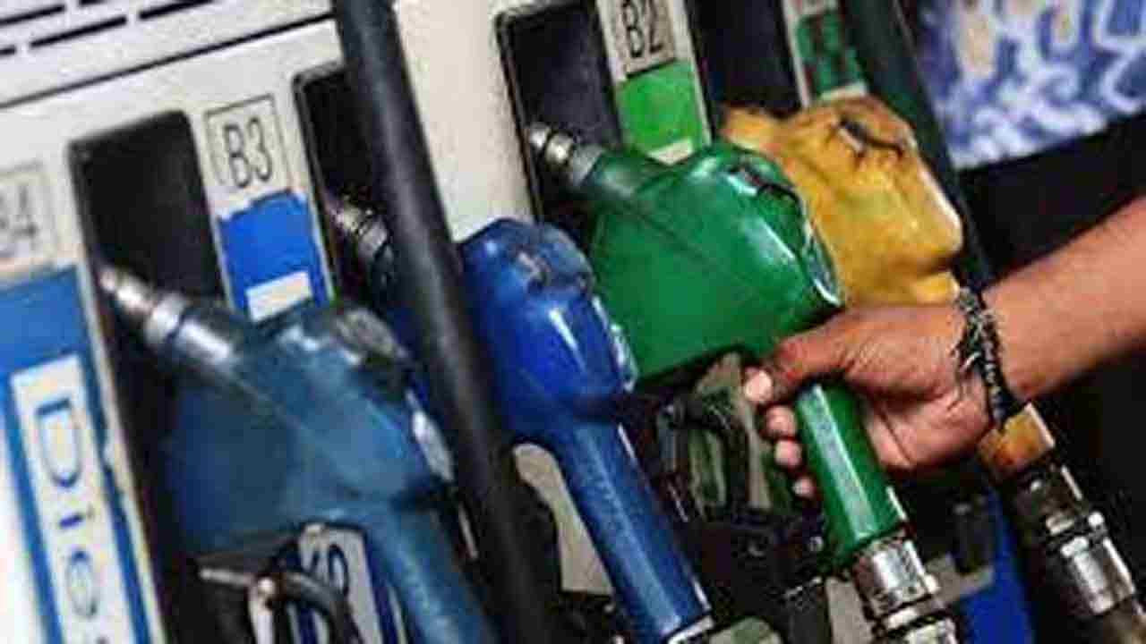 Petrol Price Today: ಸತತ 5ನೇ ದಿನ ಇಂಧನ ದರದಲ್ಲಿ ಏರಿಕೆ; ನಿಮ್ಮೂರಿನಲ್ಲಿ ಲೀಟರ್​ ಪೆಟ್ರೋಲ್, ಡೀಸೆಲ್ ಬೆಲೆ ಎಷ್ಟಿದೆ ತಿಳಿಯಿರಿ