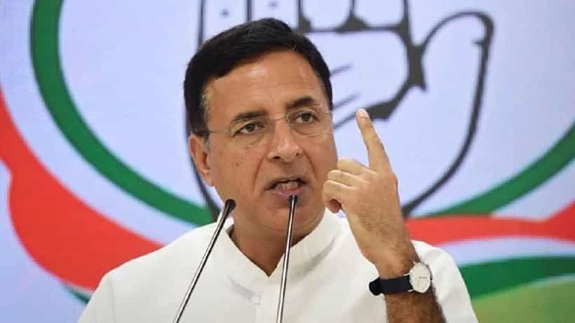 ಬಿಎಸ್ಎಫ್ ಅಧಿಕಾರ ವ್ಯಾಪ್ತಿ ವಿಸ್ತರಣೆ ಬಗ್ಗೆ ಕೇಂದ್ರ ಸರ್ಕಾರವನ್ನು ತರಾಟೆಗೆ ತೆಗೆದುಕೊಂಡ ಕಾಂಗ್ರೆಸ್; ‘ಕ್ರೊನೊಲಜಿ’ ಟ್ವೀಟ್ ಮಾಡಿದ ಸುರ್ಜೇವಾಲಾ