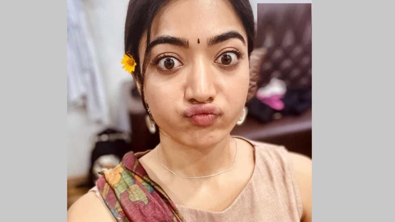 ಈ ಅವತಾರದಲ್ಲಿ ಬಂದು ಅಭಿಮಾನಿಗಳಿಗೆ ರಶ್ಮಿಕಾ ಹೇಳಿದ್ದೇನು; ಹೊಸ ಫೋಟೋ ವೈರಲ್ ಈ ಅವತಾರದಲ್ಲಿ ಬಂದು ಅಭಿಮಾನಿಗಳಿಗೆ ರಶ್ಮಿಕಾ ಹೇಳಿದ್ದೇನು; ಹೊಸ ಫೋಟೋ ವೈರಲ್