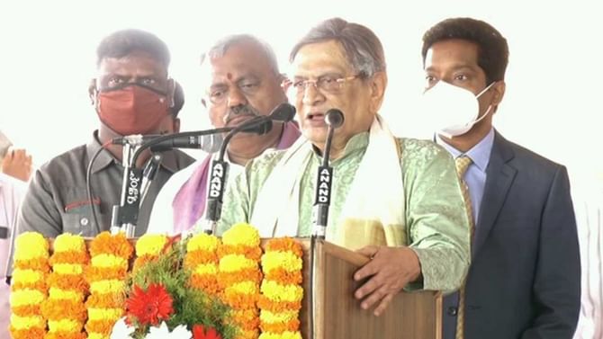 “ಯಾವ ಜನ್ಮದ ಪುಣ್ಯವೋ ಗೊತ್ತಿಲ್ಲ ನನಗೆ ಅವಕಾಶ ಸಿಕ್ಕಿದೆ”- ಮೈಸೂರು ದಸರಾ ಉದ್ಘಾಟಿಸಿ ಎಸ್ಎಂ ಕೃಷ್ಣ ಮಾತು “ಯಾವ ಜನ್ಮದ ಪುಣ್ಯವೋ ಗೊತ್ತಿಲ್ಲ ನನಗೆ ಅವಕಾಶ ಸಿಕ್ಕಿದೆ”- ಮೈಸೂರು ದಸರಾ ಉದ್ಘಾಟಿಸಿ ಎಸ್ಎಂ ಕೃಷ್ಣ ಮಾತು