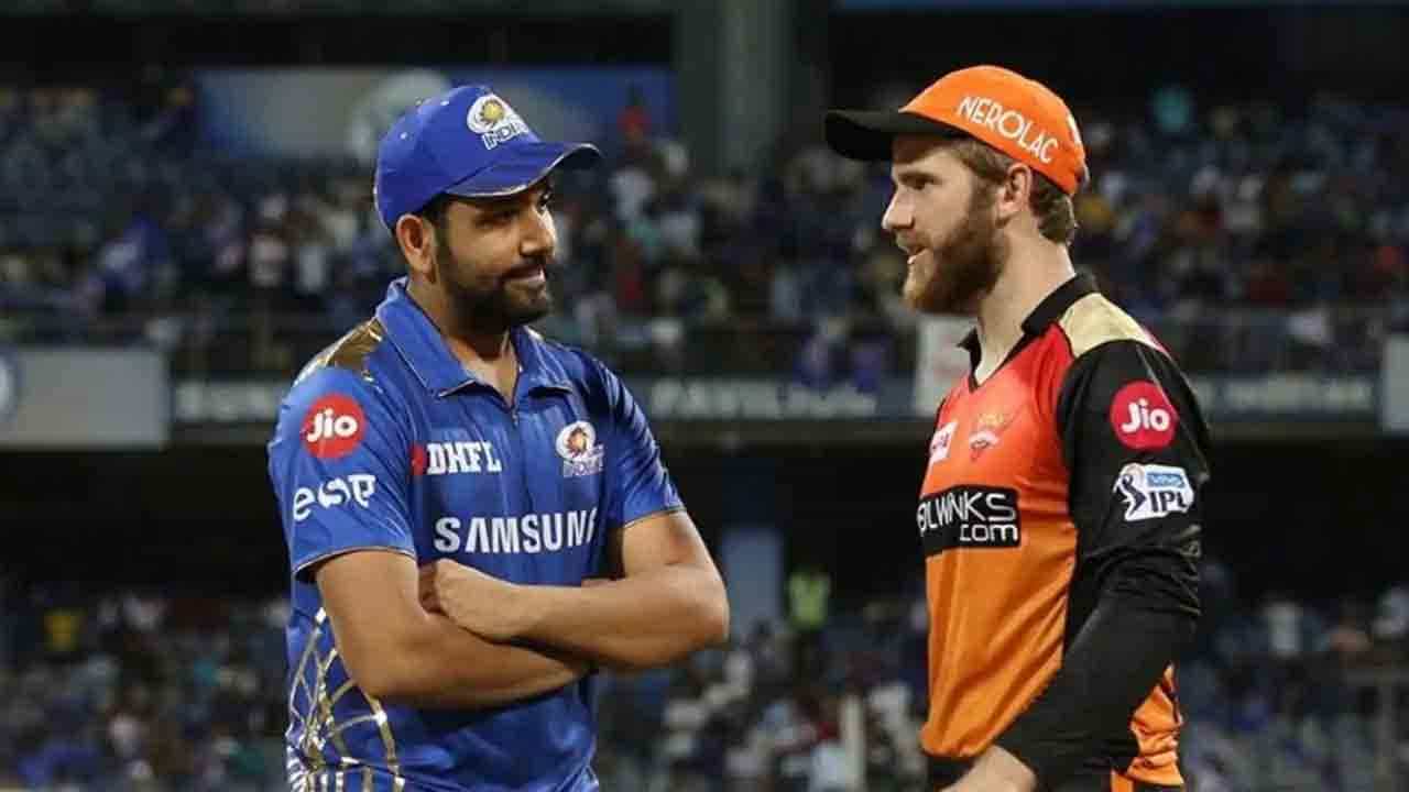 IPL 2021, MI vs SRH: ಐಪಿಎಲ್ನಲ್ಲಿಂದು ಒಂದೇ ಸಮಯದಲ್ಲಿ ಎರಡು ಪಂದ್ಯ: ಮುಂಬೈ-ಎಸ್ಆರ್ಹೆಚ್ ಪಂದ್ಯದ ಮೇಲೆ ಎಲ್ಲರ ಕಣ್ಣು IPL 2021, MI vs SRH: ಐಪಿಎಲ್ನಲ್ಲಿಂದು ಒಂದೇ ಸಮಯದಲ್ಲಿ ಎರಡು ಪಂದ್ಯ: ಮುಂಬೈ-ಎಸ್ಆರ್ಹೆಚ್ ಪಂದ್ಯದ ಮೇಲೆ ಎಲ್ಲರ ಕಣ್ಣು