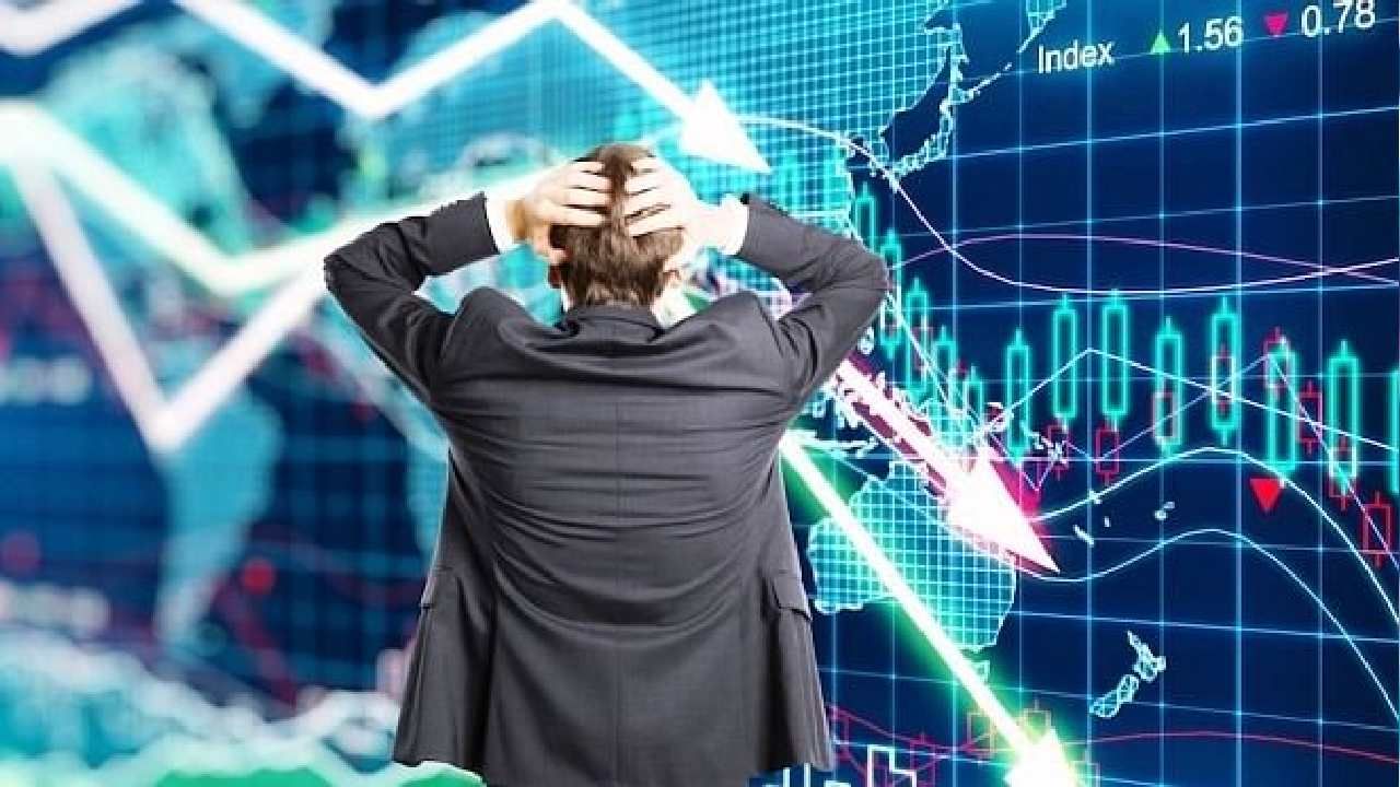 Closing Bell: ಷೇರುಪೇಟೆ ಸೂಚ್ಯಂಕಗಳಾದ ಸೆನ್ಸೆಕ್ಸ್, ನಿಫ್ಟಿ ಸತತ ನಾಲ್ಕನೇ ದಿನ ಇಳಿಜಾರಿನ ಹಾದಿಯಲ್ಲಿ Closing Bell: ಷೇರುಪೇಟೆ ಸೂಚ್ಯಂಕಗಳಾದ ಸೆನ್ಸೆಕ್ಸ್, ನಿಫ್ಟಿ ಸತತ ನಾಲ್ಕನೇ ದಿನ ಇಳಿಜಾರಿನ ಹಾದಿಯಲ್ಲಿ