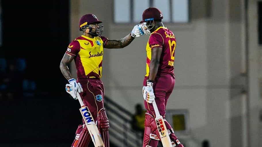 T20 World CUP: ಹಾಲಿ ಚಾಂಪಿಯನ್ಗಳಿಗೆ ಆರಂಭದಲ್ಲೇ ಆಘಾತ; ವೆಸ್ಟ್ ಇಂಡೀಸ್ ತಂಡದಿಂದ ಸ್ಟಾರ್ ಬ್ಯಾಟರ್ ಔಟ್! T20 World CUP: ಹಾಲಿ ಚಾಂಪಿಯನ್ಗಳಿಗೆ ಆರಂಭದಲ್ಲೇ ಆಘಾತ; ವೆಸ್ಟ್ ಇಂಡೀಸ್ ತಂಡದಿಂದ ಸ್ಟಾರ್ ಬ್ಯಾಟರ್ ಔಟ್!