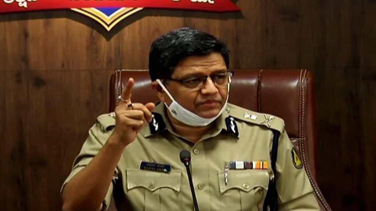 ಡಿ.31ರ ಬಂದ್ ಬಗ್ಗೆ ಯಾವುದೇ ಮನವಿ ಪತ್ರ ನೀಡಿಲ್ಲ; ಒತ್ತಾಯಪೂರ್ವಕವಾಗಿ ಬಂದ್ ನಡೆಸುವಂತಿಲ್ಲ: ಕಮಲ್ ಪಂತ್ ಡಿ.31ರ ಬಂದ್ ಬಗ್ಗೆ ಯಾವುದೇ ಮನವಿ ಪತ್ರ ನೀಡಿಲ್ಲ; ಒತ್ತಾಯಪೂರ್ವಕವಾಗಿ ಬಂದ್ ನಡೆಸುವಂತಿಲ್ಲ: ಕಮಲ್ ಪಂತ್