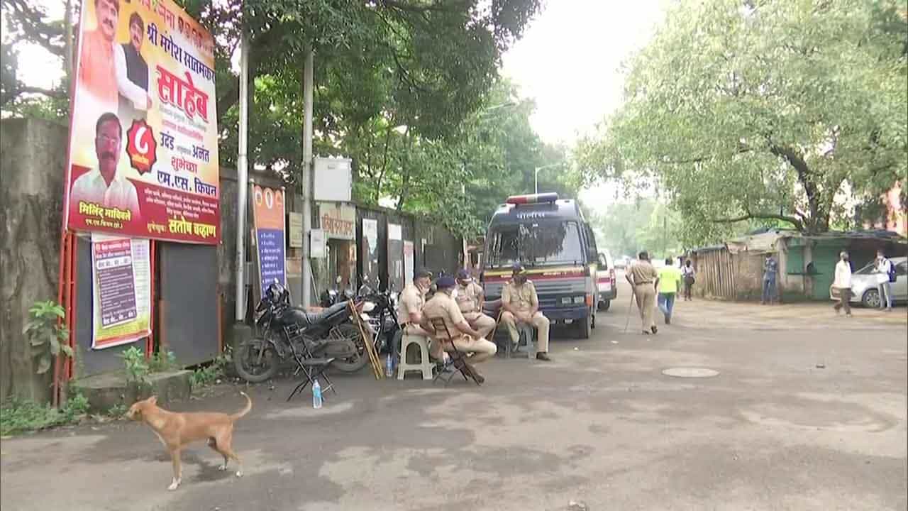 Maharashtra Bandh ಮಹಾರಾಷ್ಟ್ರ ಬಂದ್ ಯಶಸ್ವಿಯಾಗಿದೆ ಎಂದ ಶಿವಸೇನಾ ಸಂಸದ; 8 ಬೆಸ್ಟ್ ಬಸ್ ಧ್ವಂಸ, ಎಂವಿಎ ವಿರುದ್ಧ ಫಡ್ನವಿಸ್ ವಾಗ್ದಾಳಿ Maharashtra Bandh ಮಹಾರಾಷ್ಟ್ರ ಬಂದ್ ಯಶಸ್ವಿಯಾಗಿದೆ ಎಂದ ಶಿವಸೇನಾ ಸಂಸದ; 8 ಬೆಸ್ಟ್ ಬಸ್ ಧ್ವಂಸ, ಎಂವಿಎ ವಿರುದ್ಧ ಫಡ್ನವಿಸ್ ವಾಗ್ದಾಳಿ