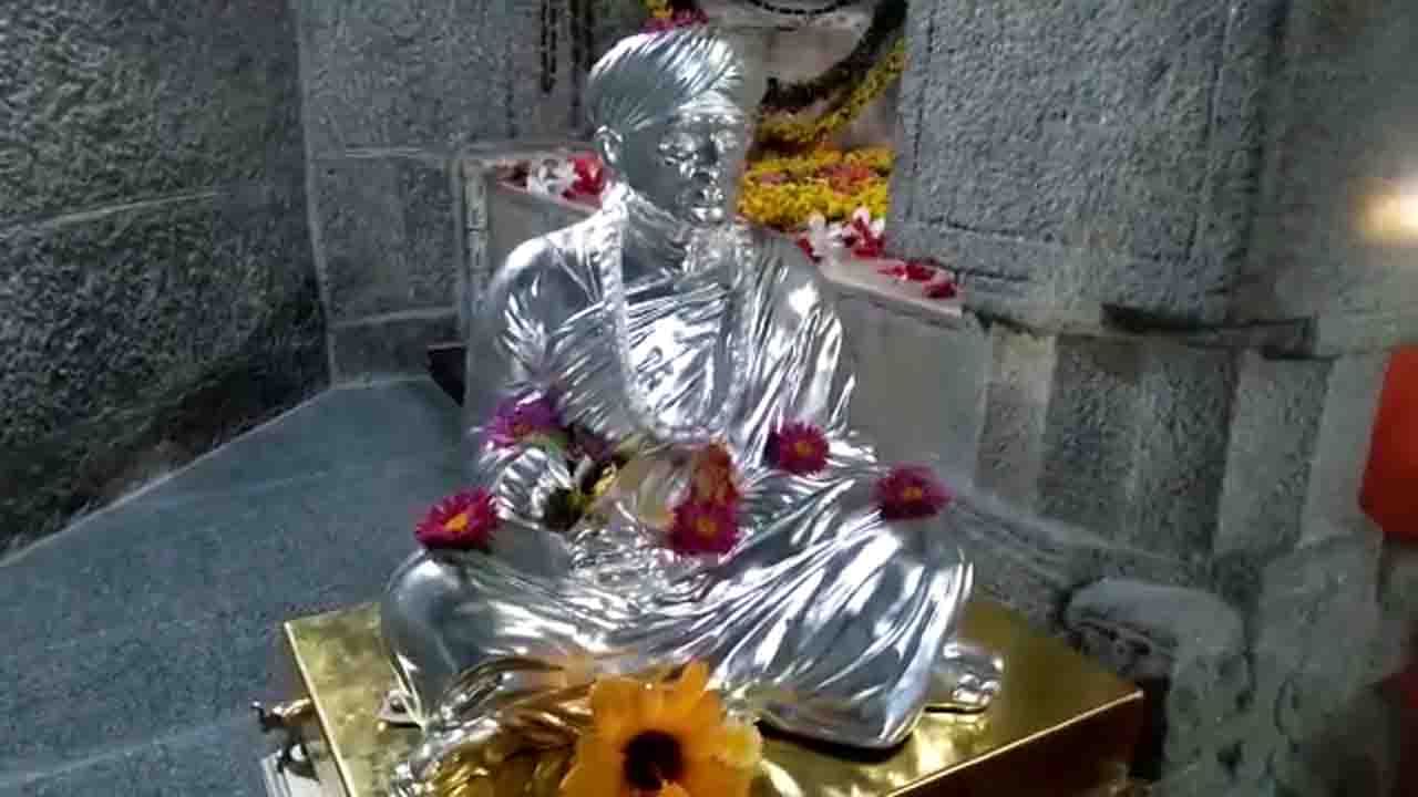 ಗುರುವಂದನೆ ಕಾರ್ಯಕ್ರಮದಲ್ಲಿ ಡಾ.ಶಿವಮೂರ್ತಿ ಮುರುಘಾ ಶರಣರಿಗೆ ಬೆಳ್ಳಿ ಪುತ್ಥಳಿ ಉಡುಗೊರೆ: ಯಡಿಯೂರಪ್ಪ-ಬೊಮ್ಮಾಯಿಗೆ ಶರಣ ಪ್ರಶಸ್ತಿಗಳು ಗುರುವಂದನೆ ಕಾರ್ಯಕ್ರಮದಲ್ಲಿ ಡಾ.ಶಿವಮೂರ್ತಿ ಮುರುಘಾ ಶರಣರಿಗೆ ಬೆಳ್ಳಿ ಪುತ್ಥಳಿ ಉಡುಗೊರೆ: ಯಡಿಯೂರಪ್ಪ-ಬೊಮ್ಮಾಯಿಗೆ ಶರಣ ಪ್ರಶಸ್ತಿಗಳು