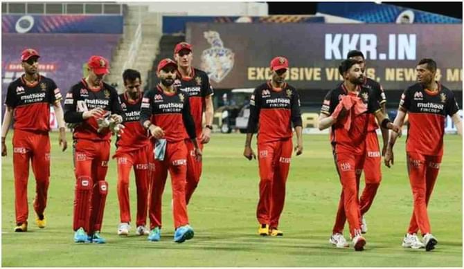 IPL 2021: ಒಂದು ಪಂದ್ಯ, 2 ದಾಖಲೆ! ಇಂದಿನ ಪಂದ್ಯದಲ್ಲಿ ಕೊಹ್ಲಿಯ ನೆಚ್ಚಿನ ಬೌಲರ್ನಿಂದ ಸಿಡಿಯಲಿದೆ ಶತಕ IPL 2021: ಒಂದು ಪಂದ್ಯ, 2 ದಾಖಲೆ! ಇಂದಿನ ಪಂದ್ಯದಲ್ಲಿ ಕೊಹ್ಲಿಯ ನೆಚ್ಚಿನ ಬೌಲರ್ನಿಂದ ಸಿಡಿಯಲಿದೆ ಶತಕ