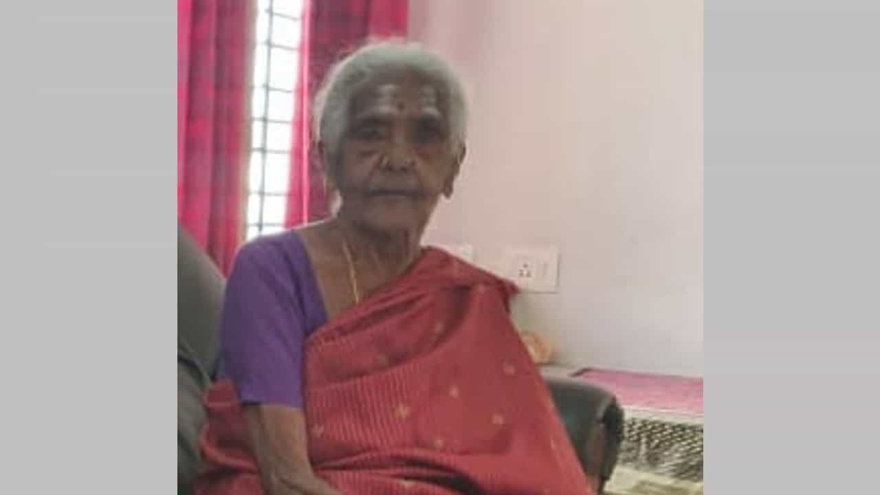 ಮಾಜಿ ಸಿಎಂ ಬಿ.ಎಸ್.ಯಡಿಯೂರಪ್ಪ ಅವರ ಅತ್ತಿಗೆ ನಿಧನ; ಅಂತ್ಯಕ್ರಿಯೆಯಲ್ಲಿ ಬಿಎಸ್ವೈ ಭಾಗಿ ಮಾಜಿ ಸಿಎಂ ಬಿ.ಎಸ್.ಯಡಿಯೂರಪ್ಪ ಅವರ ಅತ್ತಿಗೆ ನಿಧನ; ಅಂತ್ಯಕ್ರಿಯೆಯಲ್ಲಿ ಬಿಎಸ್ವೈ ಭಾಗಿ