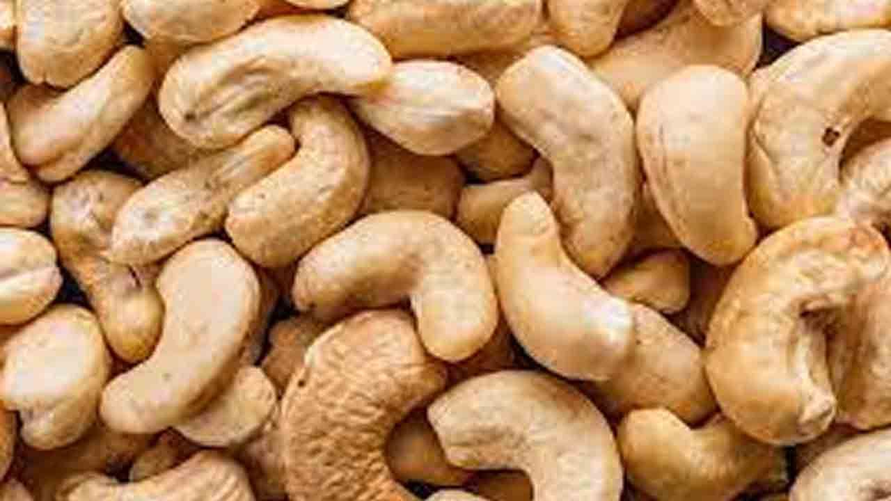 Cashew: ಈ ಕೆಲವು ಆರೋಗ್ಯ ಸಮಸ್ಯೆ ಹೊಂದಿರುವವರು ಗೋಡಂಬಿಯನ್ನು ಸೇವಿಸಬಾರದು