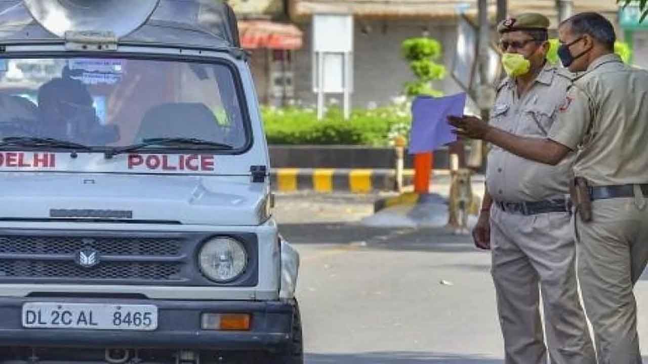 ದೆಹಲಿಯ ಏಮ್ಸ್ ಬಳಿ ಪೊಲೀಸರಿಂದ ಫೈರಿಂಗ್; ದುಷ್ಕರ್ಮಿಯ ಕಾಲಿಗೆ ಗುಂಡೇಟು