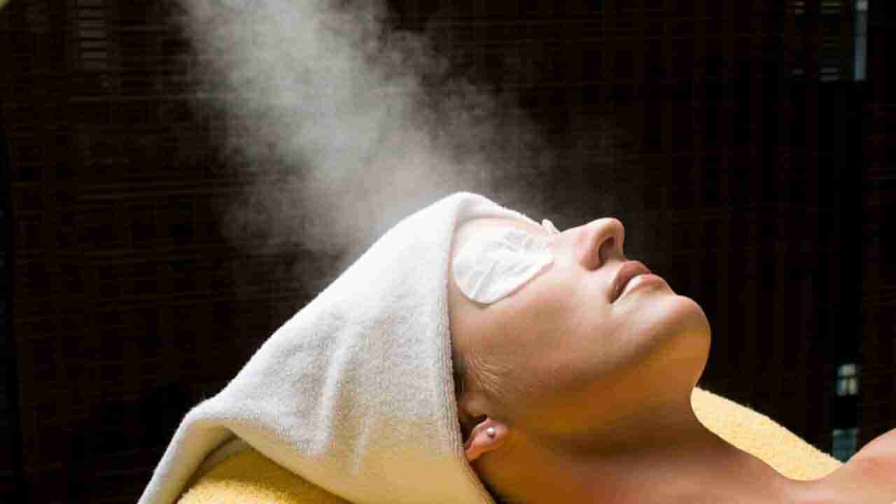 Facial Steaming: ಫೇಷಿಯಲ್​​ ಸ್ಟೀಮಿಂಗ್ ಮಾಡುವುದು ಒಳ್ಳೆಯದೇ? ತಜ್ಞರ ಸಲಹೆಗಳೇನು?