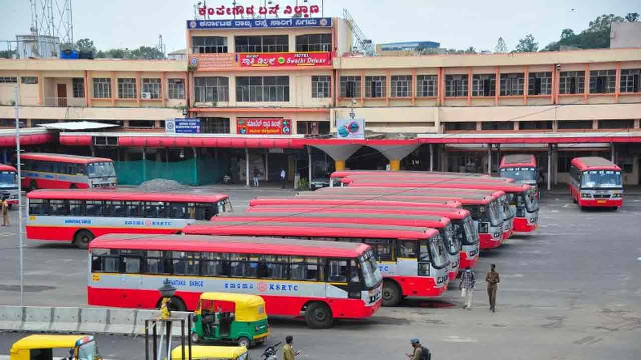KSRTC: ಕೆಎಸ್​ಆರ್​ಟಿಸಿ ಬಸ್​ಗಳಲ್ಲಿ ಜೋರಾಗಿ ಹಾಡು ಹಾಕಿದ್ರೆ ಶಿಸ್ತುಕ್ರಮ: ಜಾರಿಯಾಗಿದೆ ಹೊಸ ನಿಯಮ
