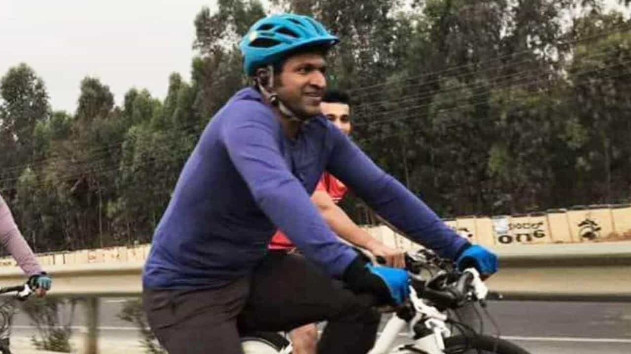 ಹಲವು ಕಂಪನಿ, ಯೋಜನೆಗಳ ರಾಯಭಾರಿಯಾಗಿದ್ದರು ಪುನೀತ್: ಇಲ್ಲಿದೆ ಅವುಗಳ ಸಂಪೂರ್ಣ ಮಾಹಿತಿ ಹಲವು ಕಂಪನಿ, ಯೋಜನೆಗಳ ರಾಯಭಾರಿಯಾಗಿದ್ದರು ಪುನೀತ್: ಇಲ್ಲಿದೆ ಅವುಗಳ ಸಂಪೂರ್ಣ ಮಾಹಿತಿ