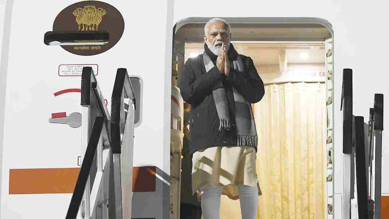 ಯುಕೆ ತಲುಪಿದ ಪ್ರಧಾನಿ ಮೋದಿ; ಕೋಪ್ 26 ಶೃಂಗಸಭೆಯಲ್ಲಿ ಭಾಗಿ, ಬ್ರಿಟನ್ ಪ್ರಧಾನಿಯೊಟ್ಟಿಗೆ ದ್ವಿಪಕ್ಷೀಯ ಮಾತುಕತೆ