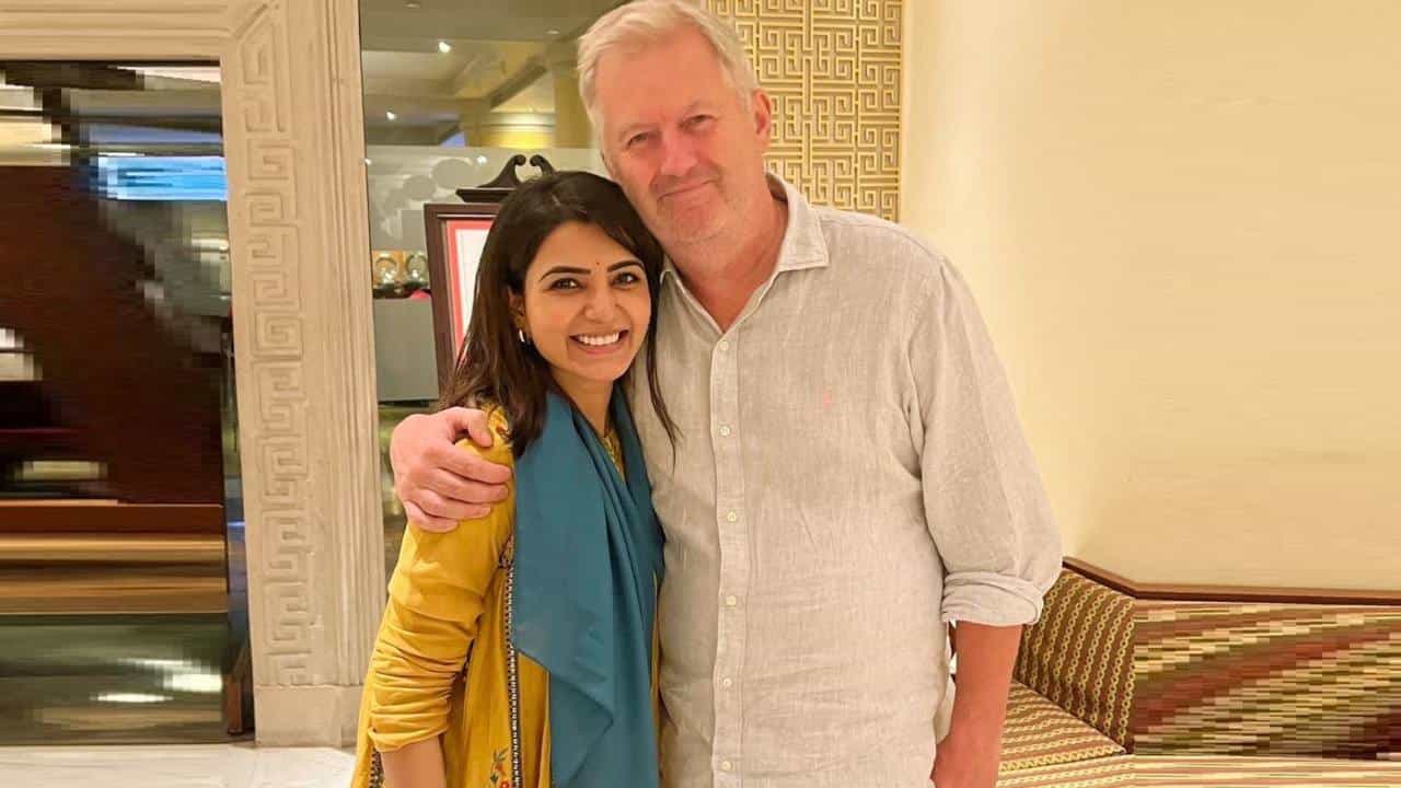 Samantha: ಡಿವೋರ್ಸ್ ಬಳಿಕ ಸಮಂತಾ ಗುಡ್ ನ್ಯೂಸ್; ಇಂಗ್ಲಿಷ್ ಸಿನಿಮಾ ನಿರ್ದೇಶಕನನ್ನು ತಬ್ಬಿಕೊಂಡ ಫೋಟೋ ವೈರಲ್ Samantha: ಡಿವೋರ್ಸ್ ಬಳಿಕ ಸಮಂತಾ ಗುಡ್ ನ್ಯೂಸ್; ಇಂಗ್ಲಿಷ್ ಸಿನಿಮಾ ನಿರ್ದೇಶಕನನ್ನು ತಬ್ಬಿಕೊಂಡ ಫೋಟೋ ವೈರಲ್