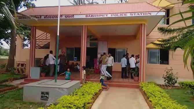 ಖರ್ಚಿಗೆ ಹಣ ಕೊಟ್ಟಿಲ್ಲವೆಂದು ಅತ್ತೆಯ ಮೇಲೆ ಮಚ್ಚಿನಿಂದ ಹಲ್ಲೆ ಮಾಡಿದ ಅಳಿಯ
