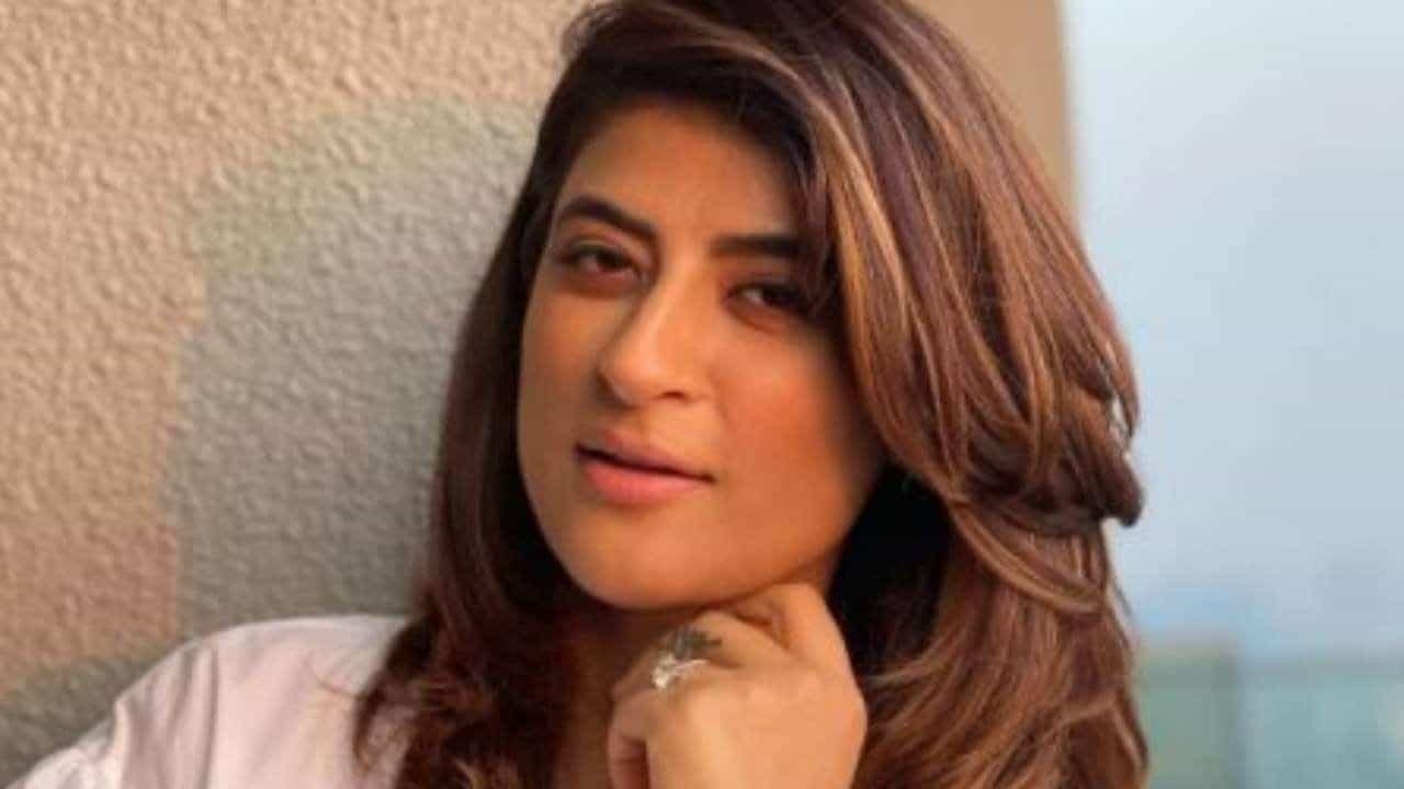 ‘ಪ್ರೋಟೀನ್ಗಾಗಿ ನನ್ನ ಪತಿ ಕದ್ದು ಎದೆಹಾಲು ಕುಡಿದಿದ್ದ’; ವಿಲಕ್ಷಣ ವಿಚಾರ ಬಿಚ್ಚಿಟ್ಟ ಬಾಲಿವುಡ್ ನಟನ ಪತ್ನಿ ‘ಪ್ರೋಟೀನ್ಗಾಗಿ ನನ್ನ ಪತಿ ಕದ್ದು ಎದೆಹಾಲು ಕುಡಿದಿದ್ದ’; ವಿಲಕ್ಷಣ ವಿಚಾರ ಬಿಚ್ಚಿಟ್ಟ ಬಾಲಿವುಡ್ ನಟನ ಪತ್ನಿ