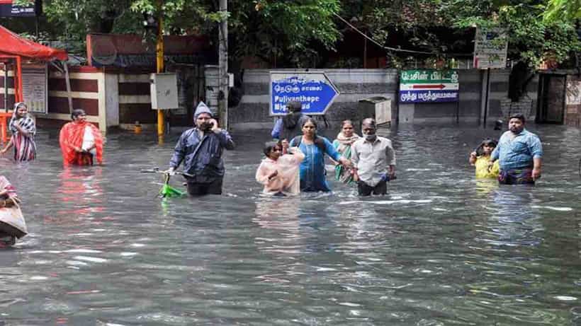 ತಮಿಳುನಾಡಿನಲ್ಲಿ ಕುಂಭ ದ್ರೋಣ ಆರ್ಭಟ: ಐದು ಸಾವು, ಮುಂದಿನ ಮೂರು ಗಂಟೆಗಳಲ್ಲಿ ಭಾರಿ ಮಳೆ