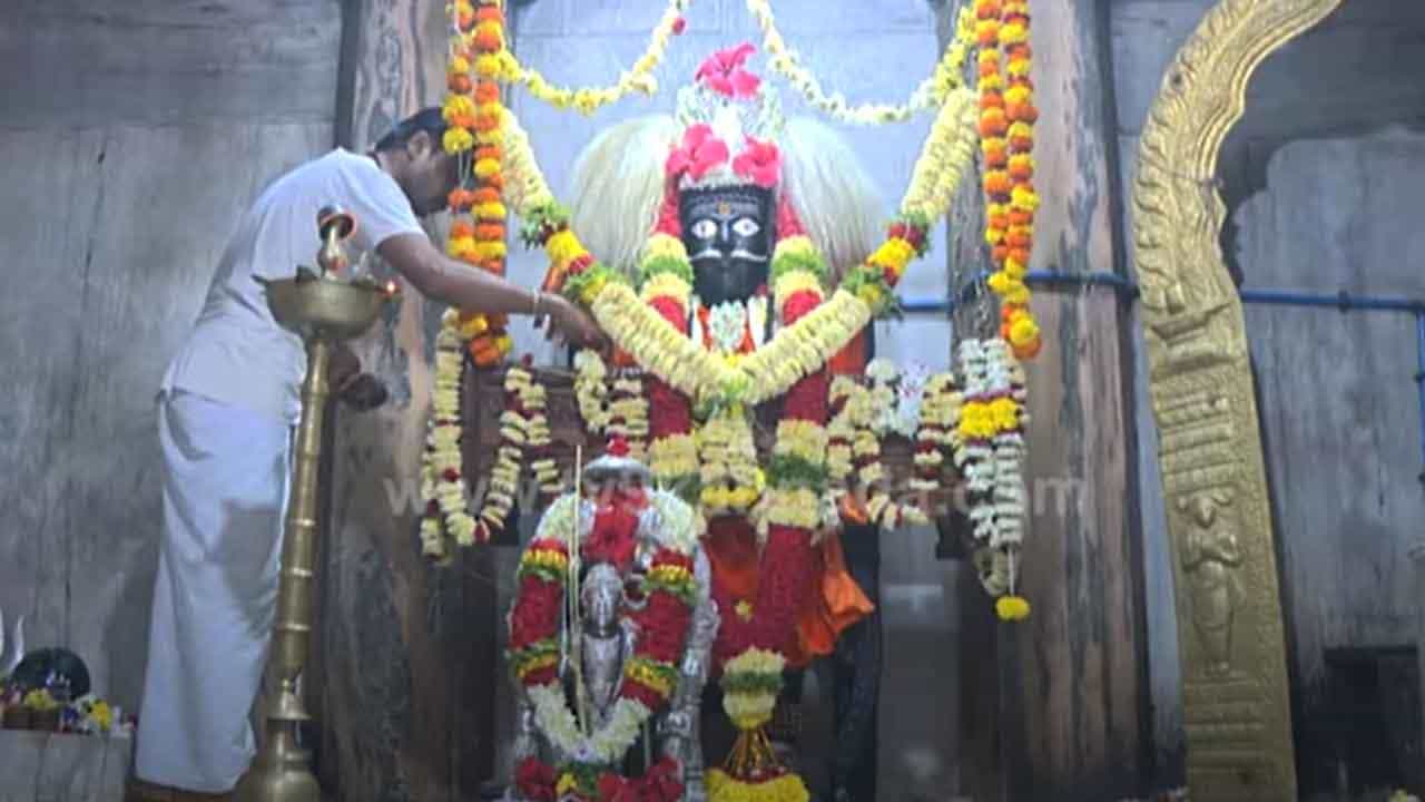 Temple Tour: ರೈತರ ಕೋರಿಕೆ ನೆರವೇರಿಸುವ ವೀರಭದ್ರೇಶ್ವರ ಸ್ವಾಮಿ
