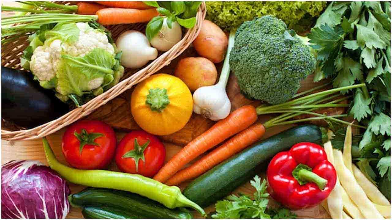 Eye Health: ದೃಷ್ಟಿ ಸುಧಾರಿಸಿಕೊಳ್ಳಲು ಈ ಕೆಲವು ಆರೋಗ್ಯಕರ ಆಹಾರ ಪದಾರ್ಥಗಳನ್ನು ಸೇವಿಸಿ Eye Health: ದೃಷ್ಟಿ ಸುಧಾರಿಸಿಕೊಳ್ಳಲು ಈ ಕೆಲವು ಆರೋಗ್ಯಕರ ಆಹಾರ ಪದಾರ್ಥಗಳನ್ನು ಸೇವಿಸಿ