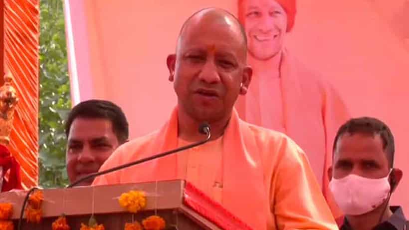 ಕೊವಿಡ್ ಸಾಂಕ್ರಾಮಿಕ ಉತ್ತುಂಗದಲ್ಲಿದ್ದಾಗ ಟ್ವಿಟರ್ನಲ್ಲಿ ಬ್ಯುಸಿಯಾಗಿದ್ದ ವಿಪಕ್ಷ ನಾಯಕರು ಮನೆಯಲ್ಲೇ ಇರಲಿ: ಯೋಗಿ ಆದಿತ್ಯನಾಥ