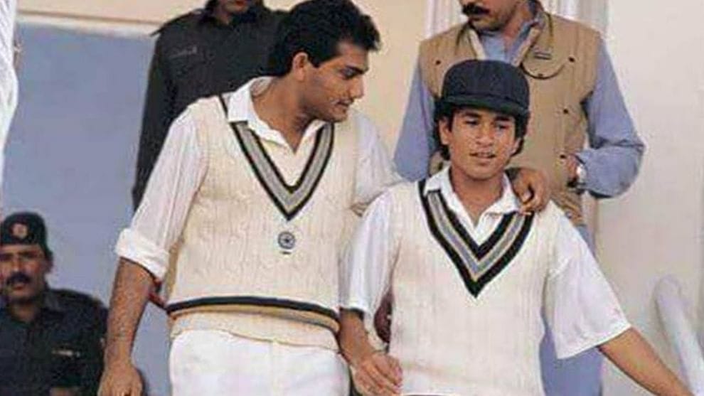 Sachin Tendulkar: ಸವ್ಯಸಾಚಿ ಸಚಿನ್ ಅಂತರಾಷ್ಟ್ರೀಯ ಕ್ರಿಕೆಟ್ಗೆ ಪದಾರ್ಪಣೆ ಮಾಡಿ 32 ವರ್ಷ! ಹೇಗಿತ್ತು ಗೊತ್ತಾ ಮೊದಲ ಪಂದ್ಯ? Sachin Tendulkar: ಸವ್ಯಸಾಚಿ ಸಚಿನ್ ಅಂತರಾಷ್ಟ್ರೀಯ ಕ್ರಿಕೆಟ್ಗೆ ಪದಾರ್ಪಣೆ ಮಾಡಿ 32 ವರ್ಷ! ಹೇಗಿತ್ತು ಗೊತ್ತಾ ಮೊದಲ ಪಂದ್ಯ?