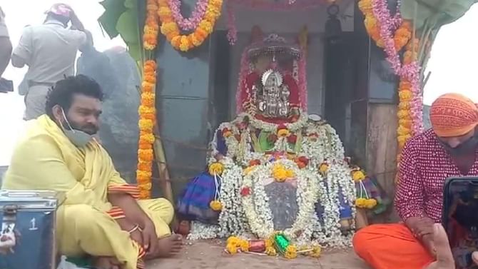 ಚಿಕ್ಕಮಗಳೂರು: ಬಿಂಡಿಗ ದೇವಿರಮ್ಮ ಜಾತ್ರಾ ಮಹೋತ್ಸವ: ದೇವಿ ದರ್ಶನ ಪಡೆಯಲು ಹರಿದು ಬಂದ ಭಕ್ತಸಾಗರ ಚಿಕ್ಕಮಗಳೂರು: ಬಿಂಡಿಗ ದೇವಿರಮ್ಮ ಜಾತ್ರಾ ಮಹೋತ್ಸವ: ದೇವಿ ದರ್ಶನ ಪಡೆಯಲು ಹರಿದು ಬಂದ ಭಕ್ತಸಾಗರ