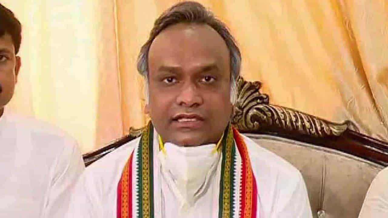 ಬಿಟ್​ಕಾಯಿನ್​ ಪ್ರಕರಣ ಮುಖ್ಯವಲ್ಲ ಎಂದ ಸಿಎಂ ಬೊಮ್ಮಾಯಿ ಪ್ರಧಾನಿ ಮೋದಿ ಬಳಿ ಚರ್ಚಿಸಿದ್ದು ಏಕೆ?- ಪ್ರಿಯಾಂಕ್ ಖರ್ಗೆ