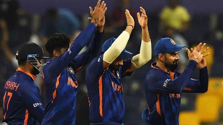IND vs SCO, Highlights, T20 World Cup 2021: ರೋಹಿತ್- ರಾಹುಲ್ ಅಬ್ಬರ; ಕೊಹ್ಲಿಗೆ ಗೆಲುವಿನ ಗಿಫ್ಟ್ ಕೊಟ್ಟ ಭಾರತ IND vs SCO, Highlights, T20 World Cup 2021: ರೋಹಿತ್- ರಾಹುಲ್ ಅಬ್ಬರ; ಕೊಹ್ಲಿಗೆ ಗೆಲುವಿನ ಗಿಫ್ಟ್ ಕೊಟ್ಟ ಭಾರತ