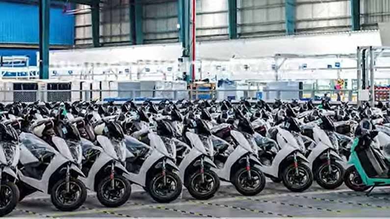 ಎಥರ್ ಎನರ್ಜಿ ಕಂಪನಿ ತನ್ನ ಇಲೆಕ್ಟ್ರಿಕ್ ಸ್ಕೂಟರ್ಗಳ ಉತ್ಪಾದನೆ ಹೆಚ್ಚಿಸಲು ಹೊಸೂರಿನಲ್ಲಿ ಎರಡನೇ ಘಟಕ ಆರಂಭಿಸಿದೆ ಎಥರ್ ಎನರ್ಜಿ ಕಂಪನಿ ತನ್ನ ಇಲೆಕ್ಟ್ರಿಕ್ ಸ್ಕೂಟರ್ಗಳ ಉತ್ಪಾದನೆ ಹೆಚ್ಚಿಸಲು ಹೊಸೂರಿನಲ್ಲಿ ಎರಡನೇ ಘಟಕ ಆರಂಭಿಸಿದೆ