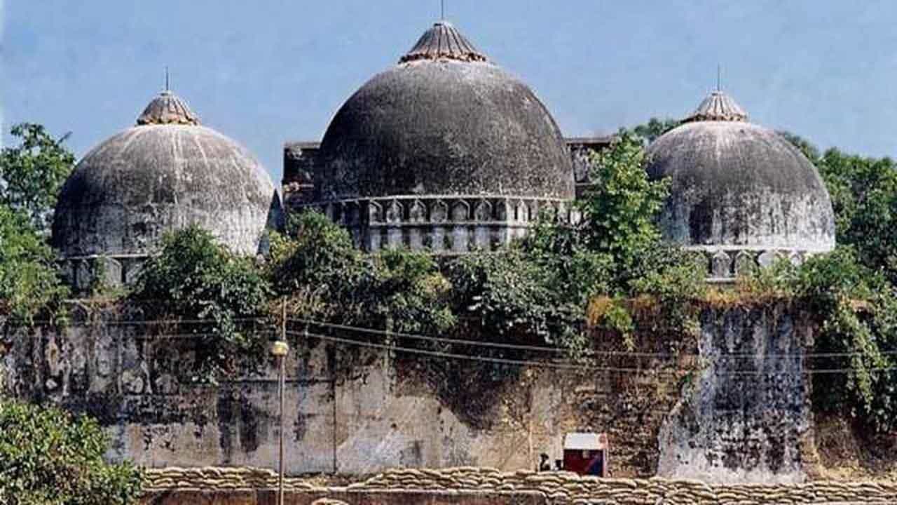 Babri Demolition Anniversary ಮಸೀದಿಯಲ್ಲಿ ಕೃಷ್ಣನ ಮೂರ್ತಿ ಪ್ರತಿಷ್ಠಾಪಿಸುವ ಬೆದರಿಕೆ; ಮಥುರಾದಲ್ಲಿ ಭಾರೀ ಭದ್ರತೆ Babri Demolition Anniversary ಮಸೀದಿಯಲ್ಲಿ ಕೃಷ್ಣನ ಮೂರ್ತಿ ಪ್ರತಿಷ್ಠಾಪಿಸುವ ಬೆದರಿಕೆ; ಮಥುರಾದಲ್ಲಿ ಭಾರೀ ಭದ್ರತೆ