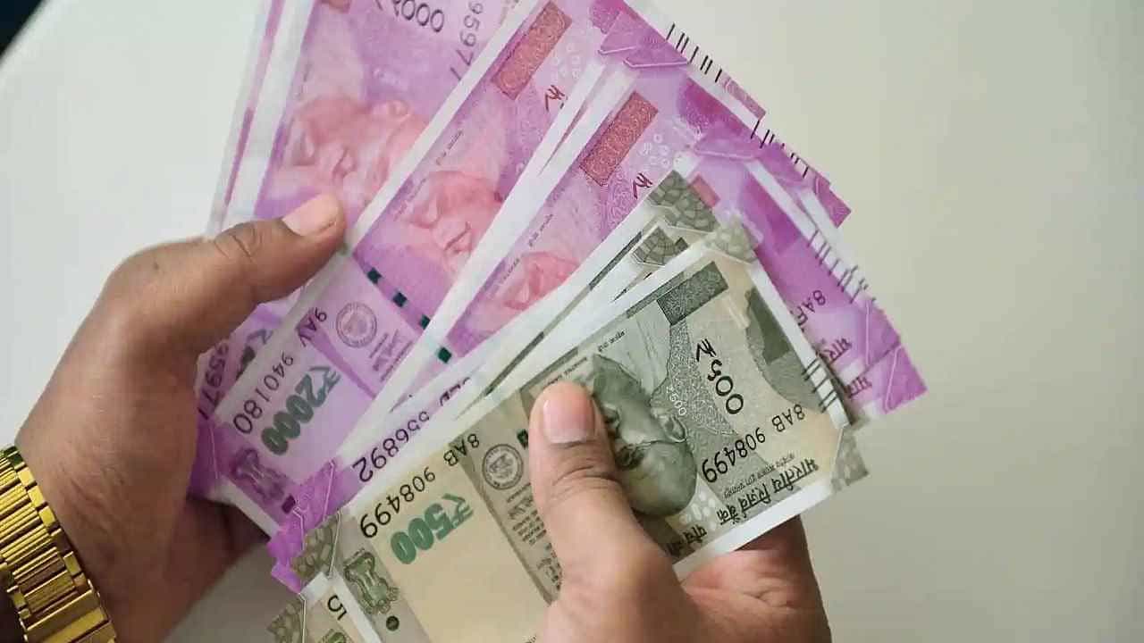Bharat Bond ETF: ಭಾರತ್ ಬಾಂಡ್ ಇಟಿಎಫ್ನ ಮೂರನೇ ಕಂತು ಇಂದು ಬಿಡುಗಡೆ, ಡಿಸೆಂಬರ್ 9ಕ್ಕೆ ಸಬ್ಸ್ಕ್ರಿಪ್ಷನ್ ಕೊನೆ Bharat Bond ETF: ಭಾರತ್ ಬಾಂಡ್ ಇಟಿಎಫ್ನ ಮೂರನೇ ಕಂತು ಇಂದು ಬಿಡುಗಡೆ, ಡಿಸೆಂಬರ್ 9ಕ್ಕೆ ಸಬ್ಸ್ಕ್ರಿಪ್ಷನ್ ಕೊನೆ
