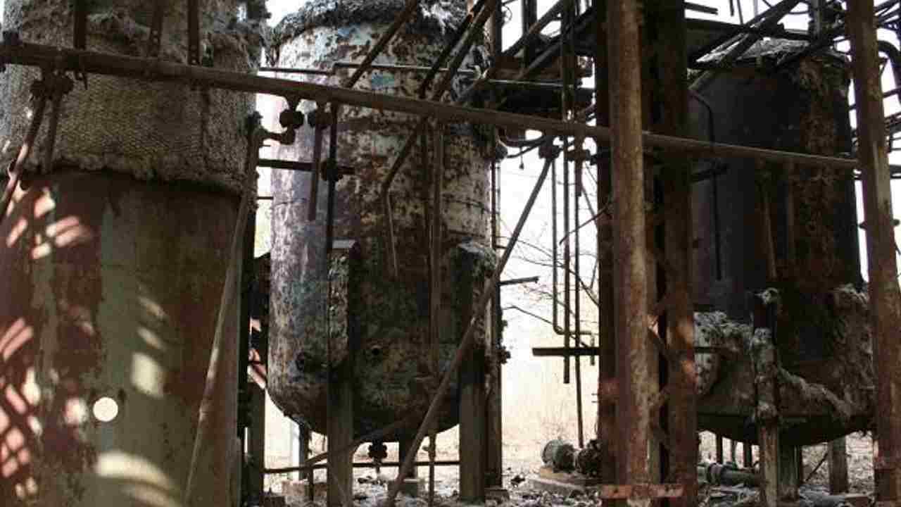 Bhopal Gas Tragedy: ಭೋಪಾಲ್ ಭೀಕರ ಅನಿಲ ದುರಂತಕ್ಕೆ 37 ವರ್ಷ; ಸಂತ್ರಸ್ತರಿಗೆ ಸಿಗಲೇ ಇಲ್ಲ ನ್ಯಾಯ, ಜೈಲು ಸೇರಲಿಲ್ಲ ದೋಷಿಗಳು !
