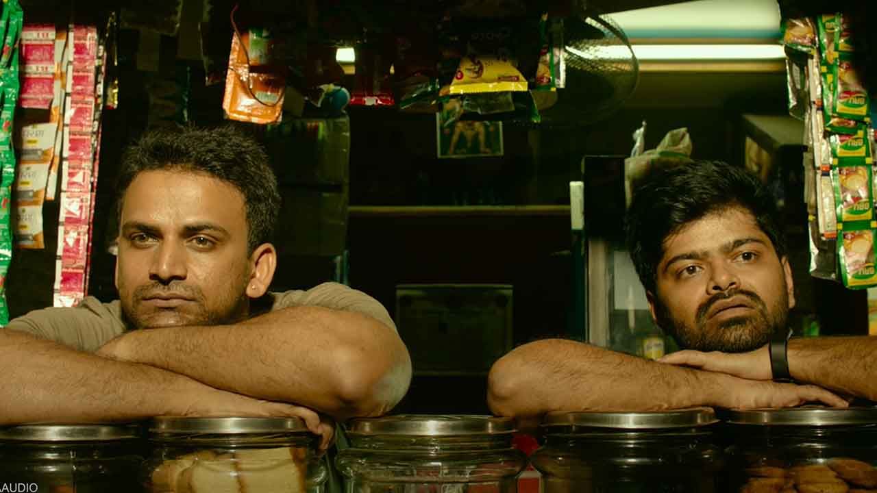 ಫ್ರೆಂಡ್ಸ್ ಅಂದ್ರೆ ಪ್ರಾಣ ಕೊಡೋಕೂ ರೆಡಿ ‘ಬಡವ ರಾಸ್ಕಲ್’; ಹೈಪ್ ಸೃಷ್ಟಿಸಿದ ಧನಂಜಯ ನಟನೆಯ ಸಿನಿಮಾ ಟ್ರೇಲರ್ ಫ್ರೆಂಡ್ಸ್ ಅಂದ್ರೆ ಪ್ರಾಣ ಕೊಡೋಕೂ ರೆಡಿ ‘ಬಡವ ರಾಸ್ಕಲ್’; ಹೈಪ್ ಸೃಷ್ಟಿಸಿದ ಧನಂಜಯ ನಟನೆಯ ಸಿನಿಮಾ ಟ್ರೇಲರ್