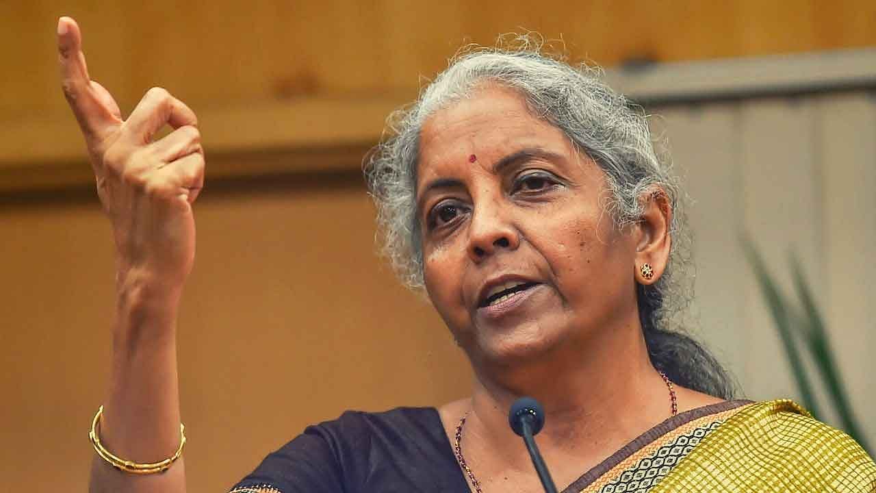 Petrol and Diesel Tax Collection: 3 ಹಣಕಾಸು ವರ್ಷದಲ್ಲಿ ಪೆಟ್ರೋಲ್, ಡೀಸೆಲ್ ತೆರಿಗೆಯ 8.02 ಲಕ್ಷ ಕೋಟಿ ರೂ. ಸಂಗ್ರಹ Petrol and Diesel Tax Collection: 3 ಹಣಕಾಸು ವರ್ಷದಲ್ಲಿ ಪೆಟ್ರೋಲ್, ಡೀಸೆಲ್ ತೆರಿಗೆಯ 8.02 ಲಕ್ಷ ಕೋಟಿ ರೂ. ಸಂಗ್ರಹ